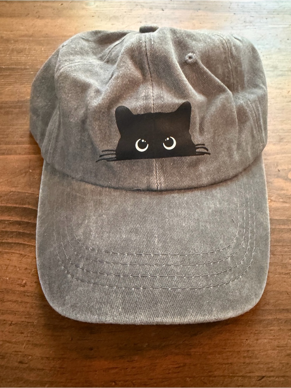 Cat hat - Picture 4 of 4